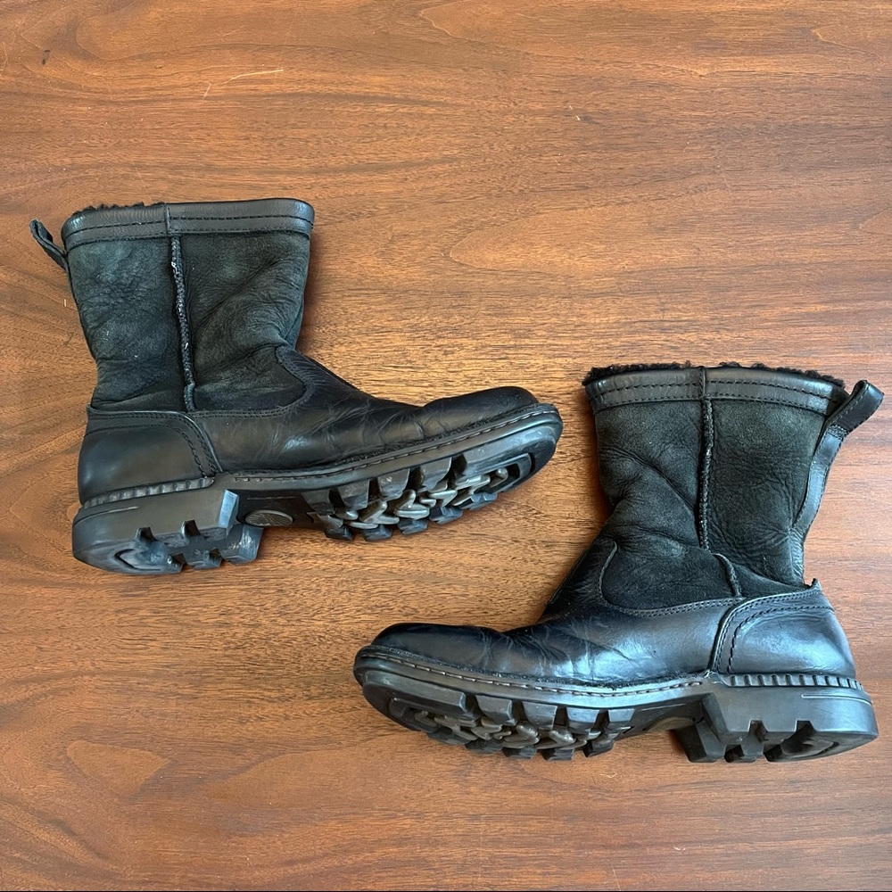 UGG Beacon Leather Suede Waterproof Winter Boots Black Mens Size 11